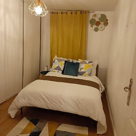 Pepsy Blue Pres De Paris Apartmán *