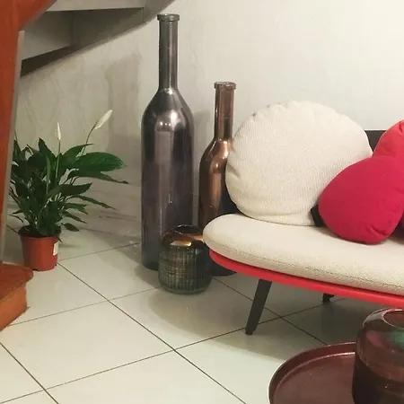 Apartmán Pepsy Blue Pres De Paris Stains